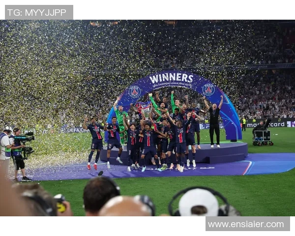 国王杯惊心动魄曼城逆转巴黎圣日耳曼战术解析全场沸腾瞬间