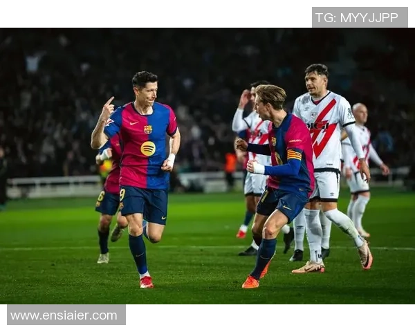 意甲赛场巴萨强势3-0战胜里昂点球大战瞬间点燃全场激情