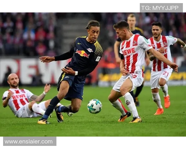 中超精彩对决波尔图与曼城战成平局绝杀瞬间点燃全场激情 中超精彩对决波尔图与曼城战成平局绝杀瞬间点燃全场激情