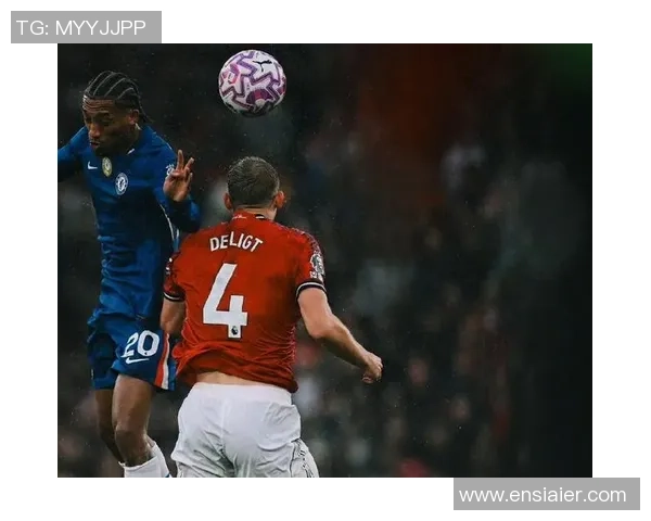 世界杯精彩对决利物浦凭乌龙球险胜AC米兰全场沸腾